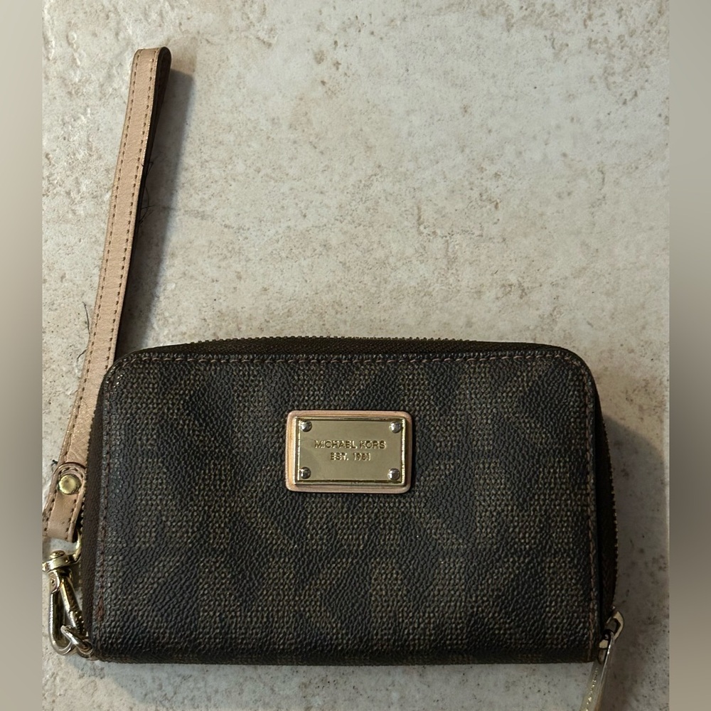 Michael Kors wallet